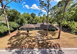 910 E Pine St, Bainbridge, GA 39819