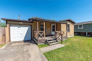 420 17th Ave N, Texas City, TX 77590