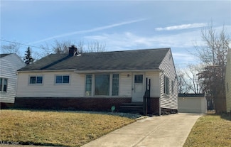 20732 Applegate Rd, Maple Heights, OH 44137