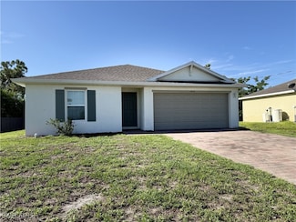 1814 NE 40th Ln, Cape Coral, FL 33909