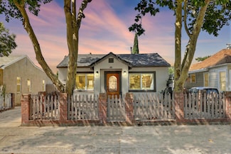 5351 15th Ave, Sacramento, CA 95820