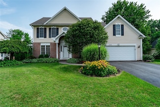 1523 Fieldcrest Dr, Webster, NY 14580