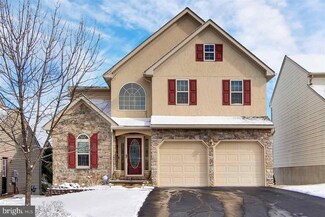 765 Thomas Armor Dr, Windsor, PA 17366
