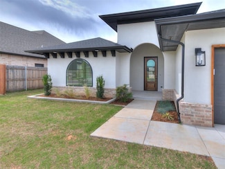 9316 NW 84th St, Yukon, OK 73099