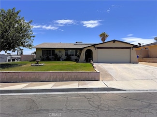 811 Mescal Dr, Barstow, CA 92311