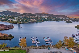 2224 Thorsby Rd, Lake Sherwood, CA 91361