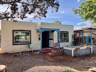 713 Princeton Dr SE, Albuquerque, NM 87106