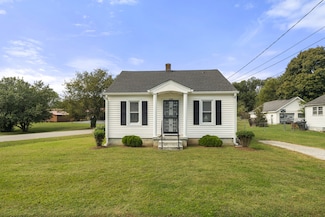 2204 Denham Ave, Columbia, TN 38401