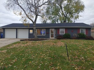 74 Marnel Rd, Montgomery, IL 60538