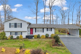 439 Eastcliff Dr, West Union, SC 29696
