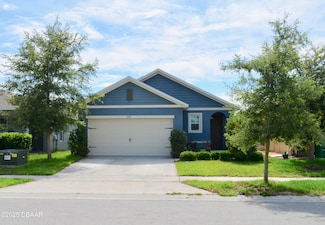 226 Meghan Cir, Deland, FL 32724