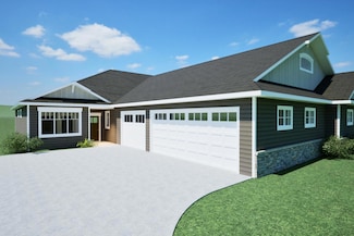 722 Sunflower Rd, Brookings, SD 57006
