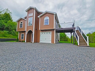 5701 W Berkshire Rd, Enosburg Falls, VT 05450