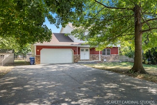 4705 Elm St, Lisle, IL 60532