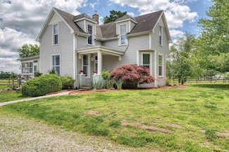 832 N Two Story Rd, Boonville, IN 47601