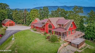 2386 Lower Rinehart Rd, Dandridge, TN 37725