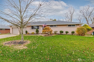 1014 Blossom Heath Rd, Lebanon, OH 45036