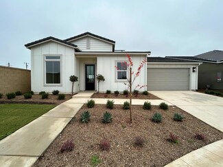 2275 N Duke Ave Unit 67, Clovis, CA 93619