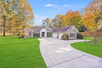 5329 Kuykendall Rd, Charlotte, NC 28270