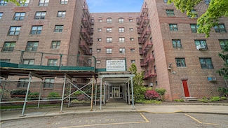 86-70 Francis Lewis Blvd Unit B65, Hollis, NY 11423