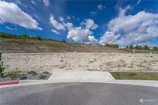 162 Loretta Ln, Chelan, WA 98816