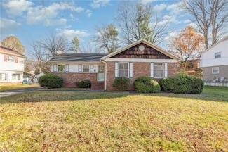 3709 Whitfield Rd, Winston Salem, NC 27105