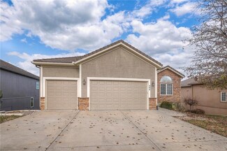 504 NE Sienna Place, Lees Summit, MO 64064