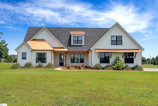 110 Chicken Foot Creek Rd, Woodruff, SC 29388