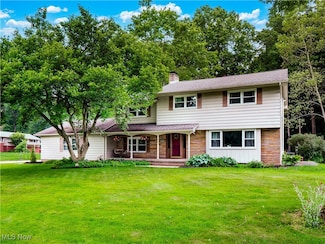 2995 Mccormick Rd, Silver Lake, OH 44224