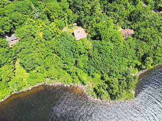 176 Perkins Beach Rd, Wayne, ME 04284