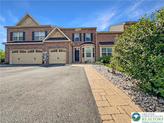 4527 Bellflower Way, Allentown, PA 18104