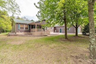 618 & 620 Little Fawn Dr, Nekoosa, WI 54457