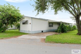 41 S Indian Lake Dr, Los Fresnos, TX 78566