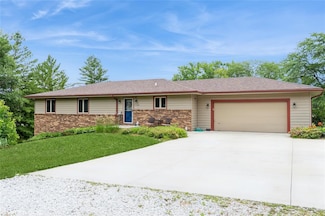 7169 NW 28th St, Ankeny, IA 50023