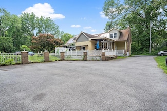 2 Dimiceli St, New Windsor, NY 12553