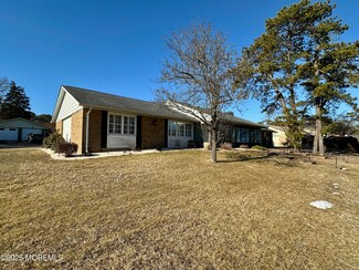 22A Buckingham Dr, Manchester, NJ 08759
