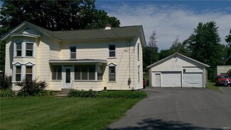665 School St, Skaneateles Falls, NY 13153