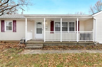 12710 8th St, Grandview, MO 64030
