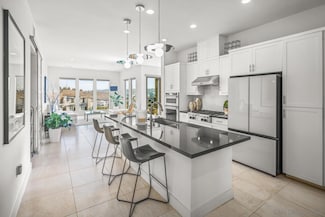 8543 Aspect Dr, San Diego, CA 92108