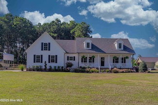200 S End Rd, Knotts Island, NC 27950