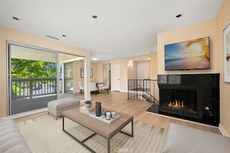 23392 Caminito Basilio Unit 332, Laguna Hills, CA 92653