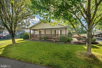 201 Birch Ln, Royersford, PA 19468