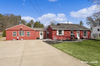 2461 Rogue River Rd NE, Belmont, MI 49306