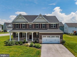 133 Coopers Hawk Dr, Mechanicsburg, PA 17050