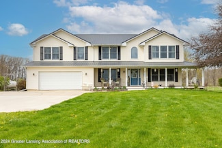 375 Kenora Dr, Fowlerville, MI 48836