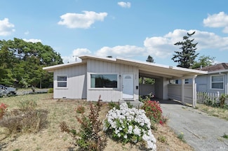 108 Earle St, Santa Rosa, CA 95407