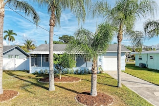 616 Palm Ave, Ellenton, FL 34222