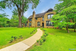 623 Grant St SE, Decatur, AL 35601