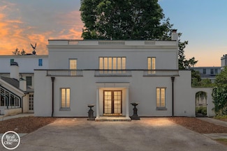 277 Lincoln Rd, Grosse Pointe, MI 48230