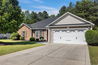 235 Bayleaf Dr, Raeford, NC 28376